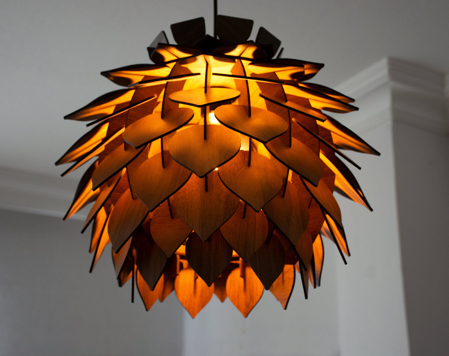 Wooden Pine Cone Modern Chandelier Lamp